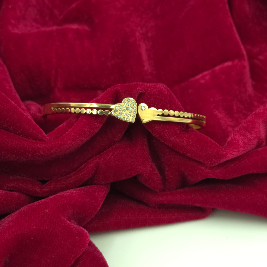 Golden Heart Charm Bracelet