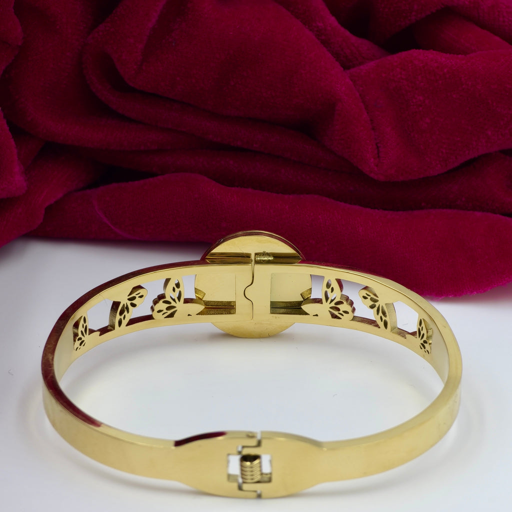 Butterfly Pearl Gold Bracelet