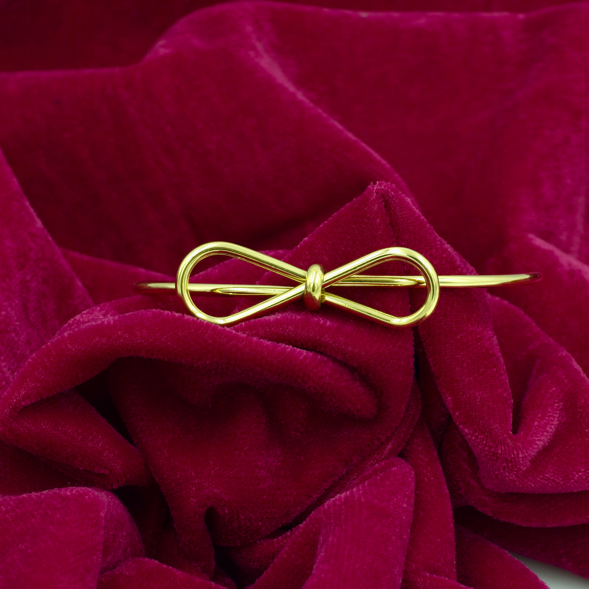 Infinity Bow Gold Bracelet