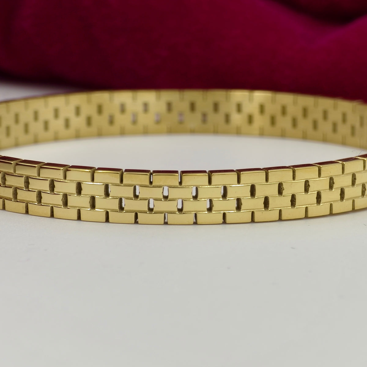 Classic Grid Gold Bangle