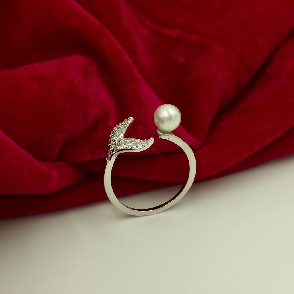 Pearl Wing Adjustable Ring