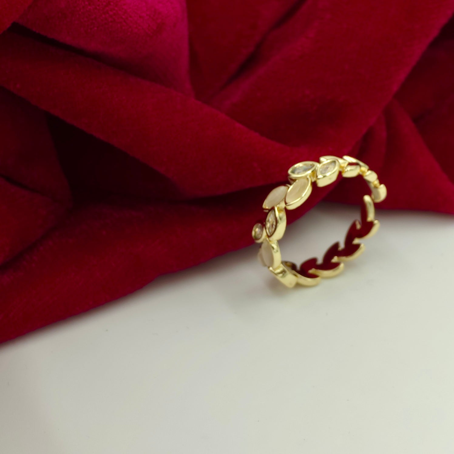 Celeste Leaf Adjustable Ring