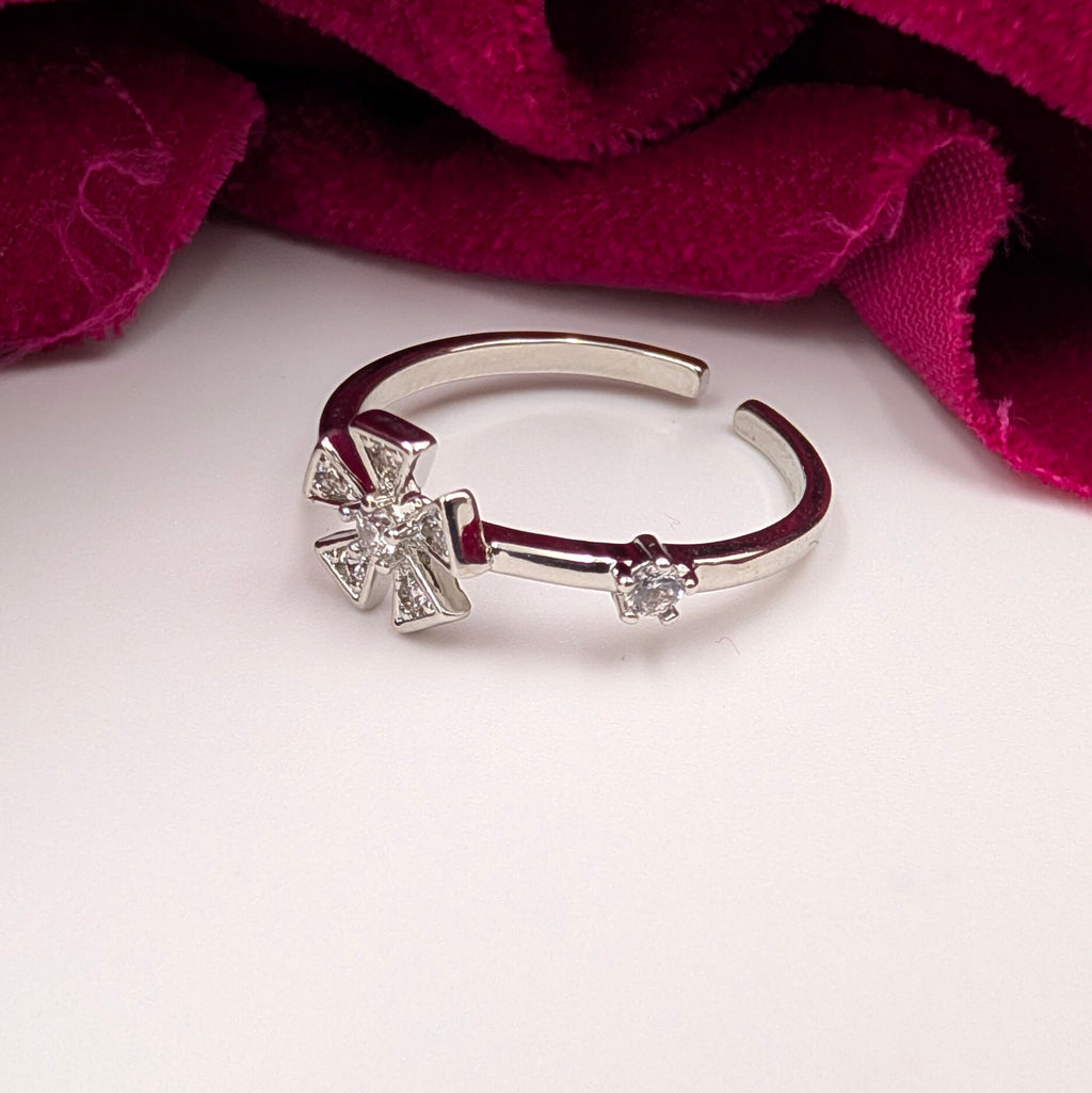 Twinkle Bloom Adjustable Ring