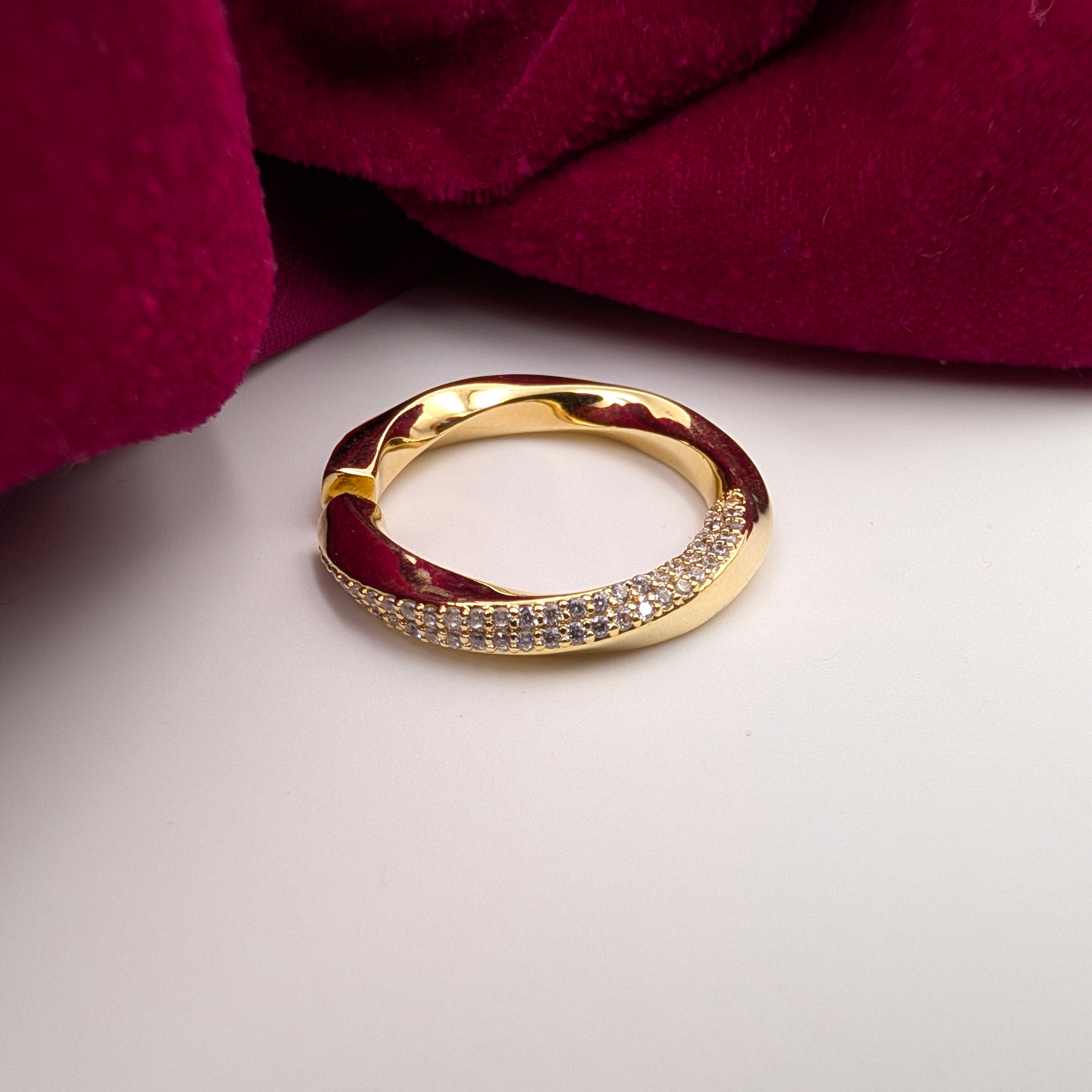 Twisted Spark Adjustable Ring