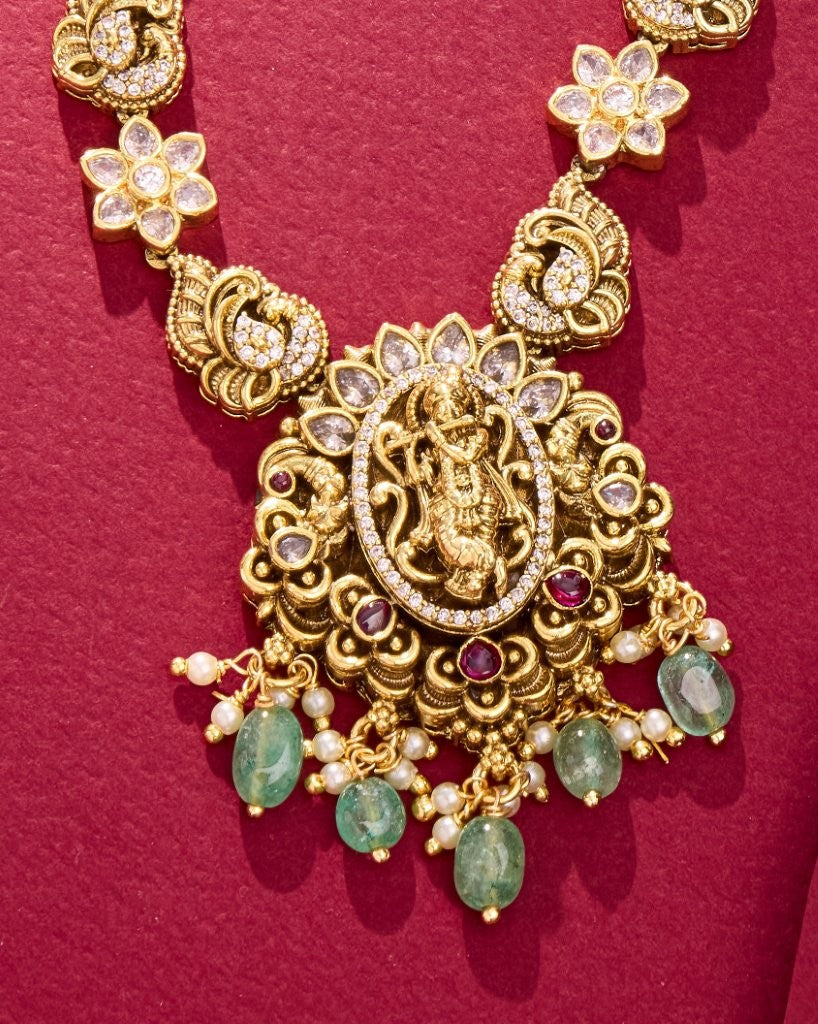 Lakshmi Pearl Drop Jewelry Set